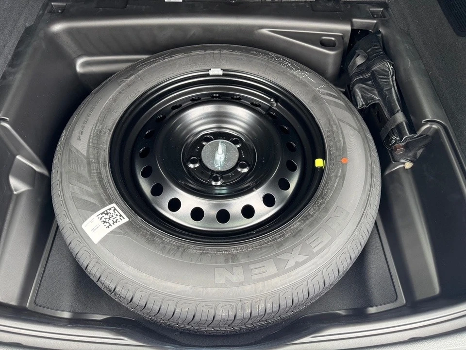 2025 Jeep WL Grand Cherokee - Image 19 of 21