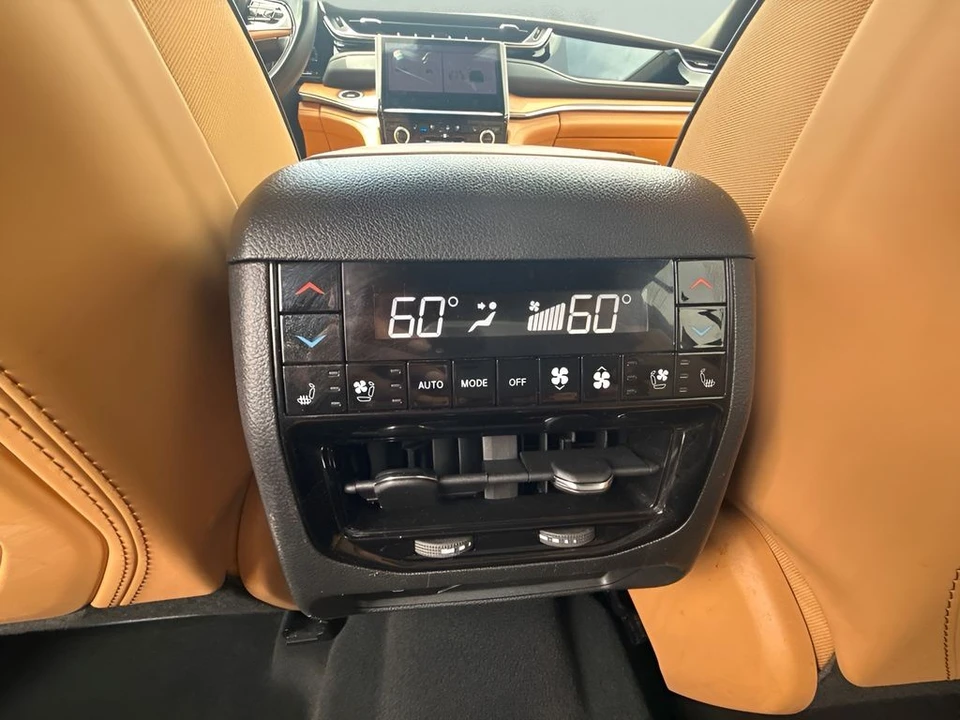 2025 Jeep WL Grand Cherokee - Image 8 of 27