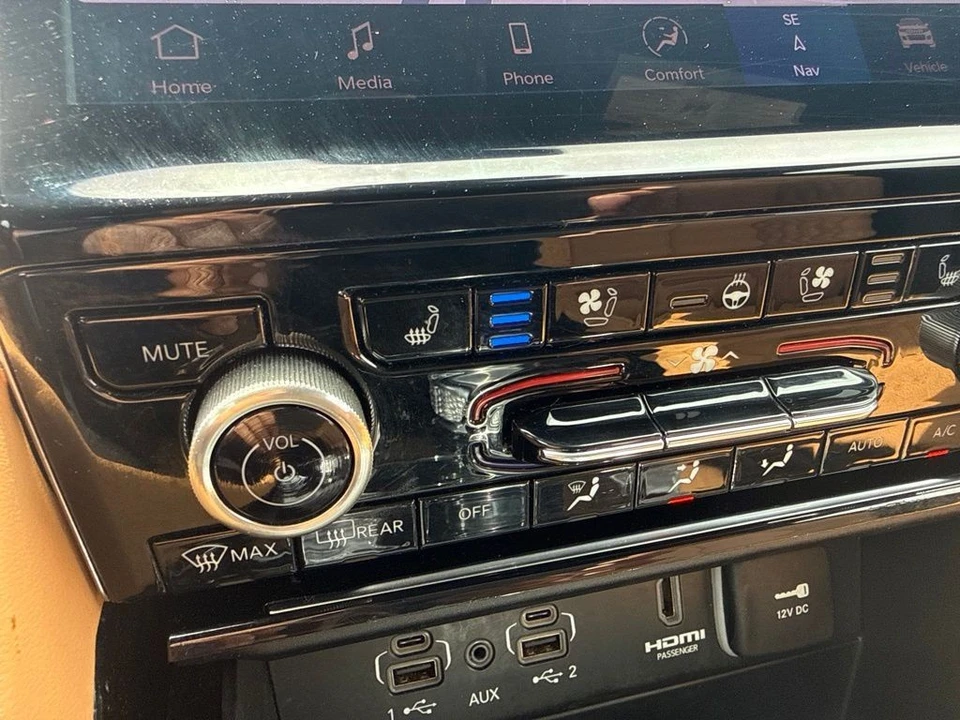 2025 Jeep WL Grand Cherokee - Image 22 of 27