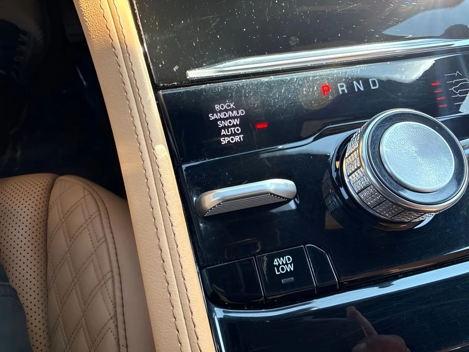 2025 Jeep WL Grand Cherokee - Image 19 of 31