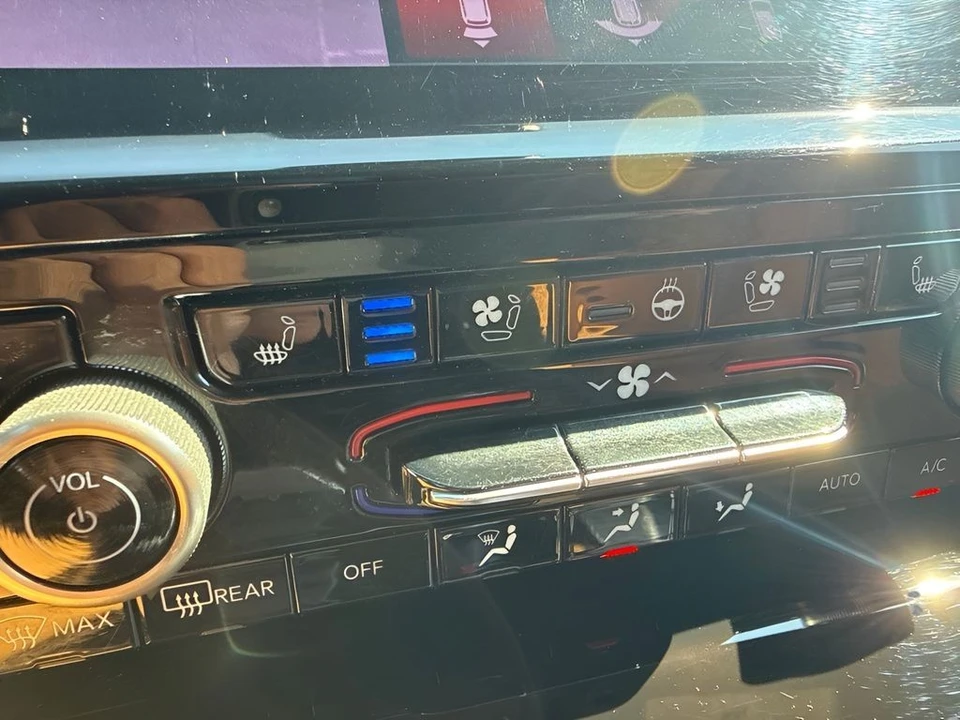 2025 Jeep WL Grand Cherokee - Image 30 of 31