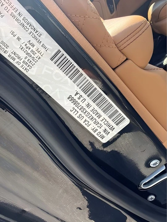 2025 Jeep WL Grand Cherokee - Image 29 of 31