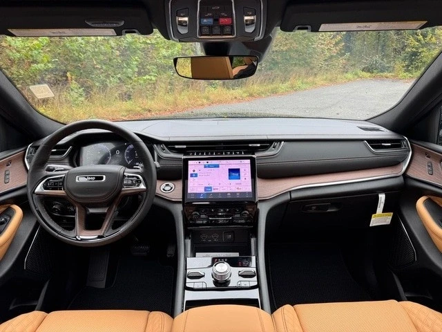 2025 Jeep WL Grand Cherokee - Image 11 of 21