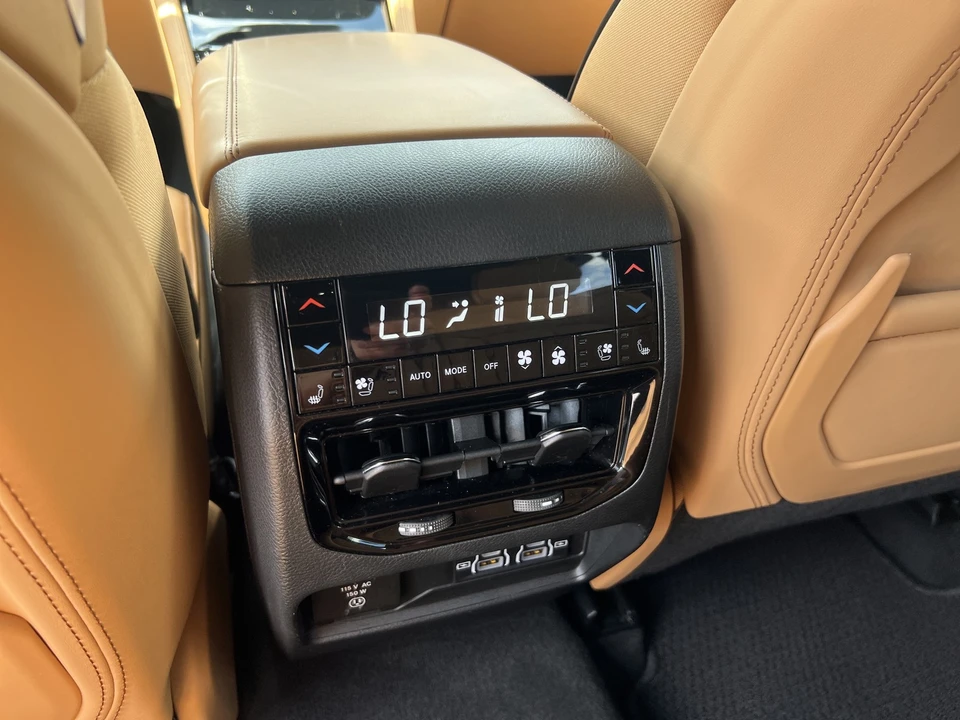 2025 Jeep WL Grand Cherokee - Image 14 of 31