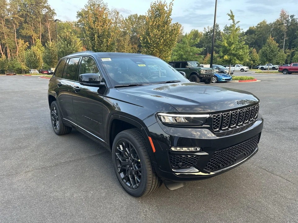 2025 Jeep WL Grand Cherokee - Image 4 of 5