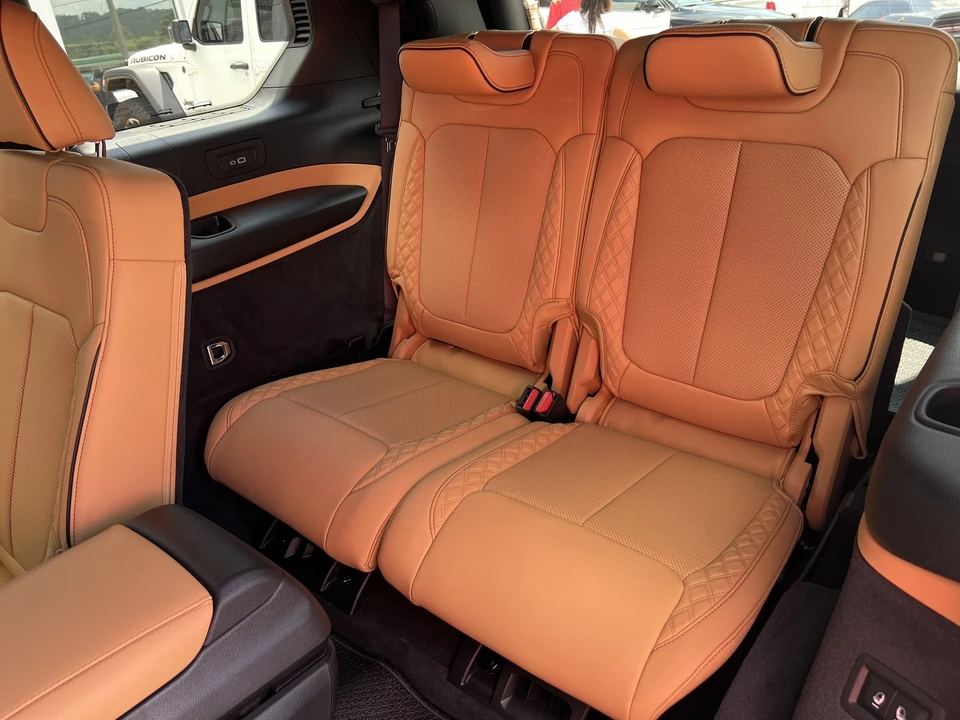 2025 Jeep WL Grand Cherokee - Image 13 of 31