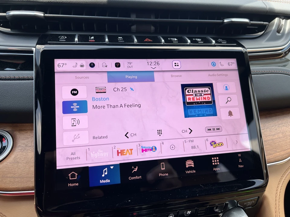 2025 Jeep WL Grand Cherokee - Image 2 of 31