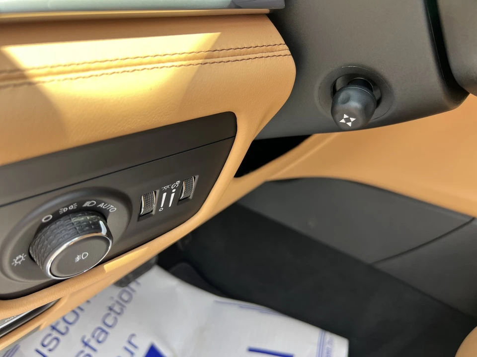 2025 Jeep WL Grand Cherokee - Image 21 of 31