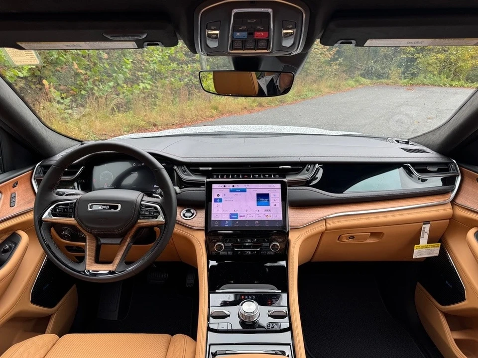 2025 Jeep WL Grand Cherokee - Image 11 of 12