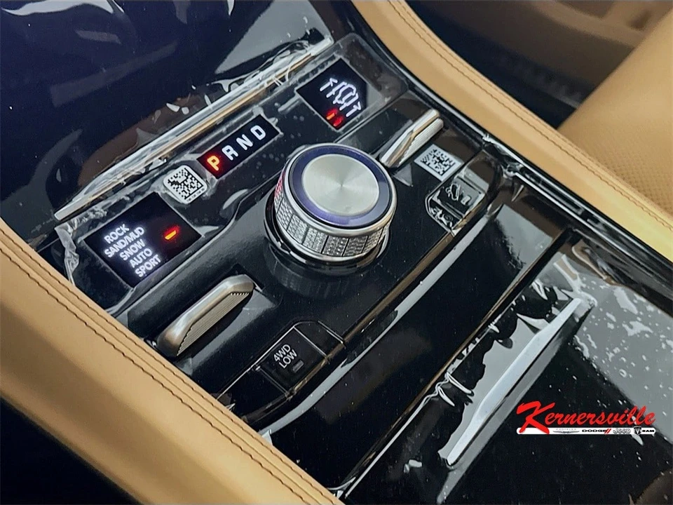 2025 Jeep KL Cherokee - Image 12 of 21