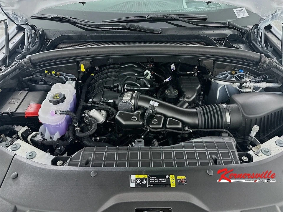 2025 Jeep WL Grand Cherokee - Image 18 of 21