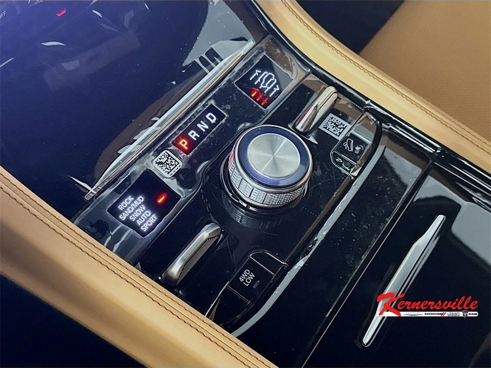 2025 Jeep WL Grand Cherokee - Image 12 of 21