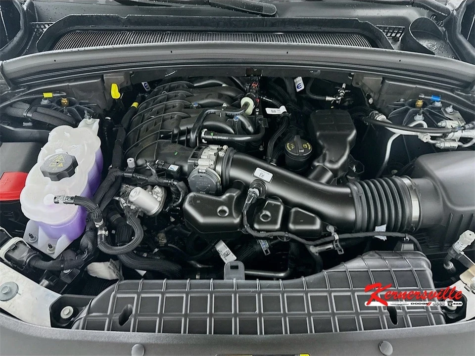 2025 Jeep WL Grand Cherokee - Image 18 of 21