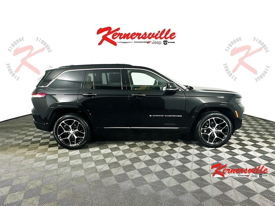 2025 Jeep WL Grand Cherokee - Image 8 of 12