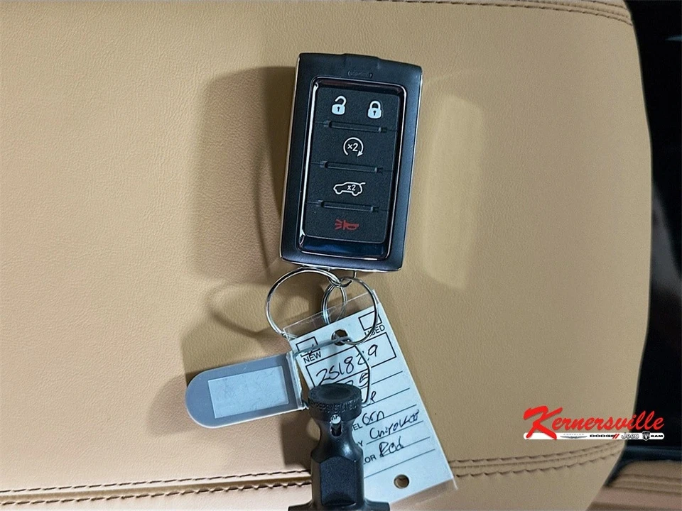 2025 Jeep WL Grand Cherokee - Image 20 of 21