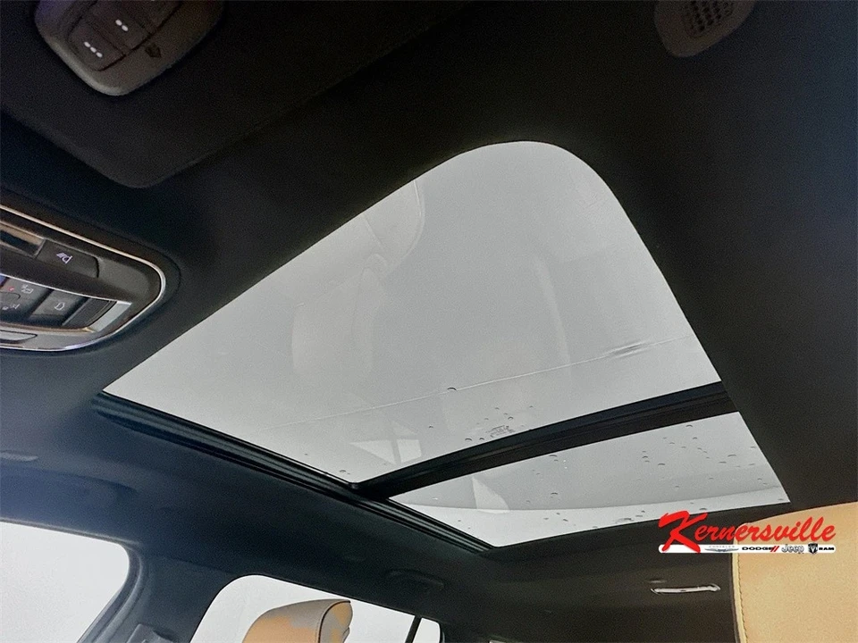 2025 Jeep WL Grand Cherokee - Image 14 of 21