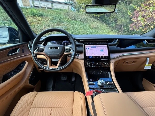 2025 Jeep WL Grand Cherokee - Image 11 of 21