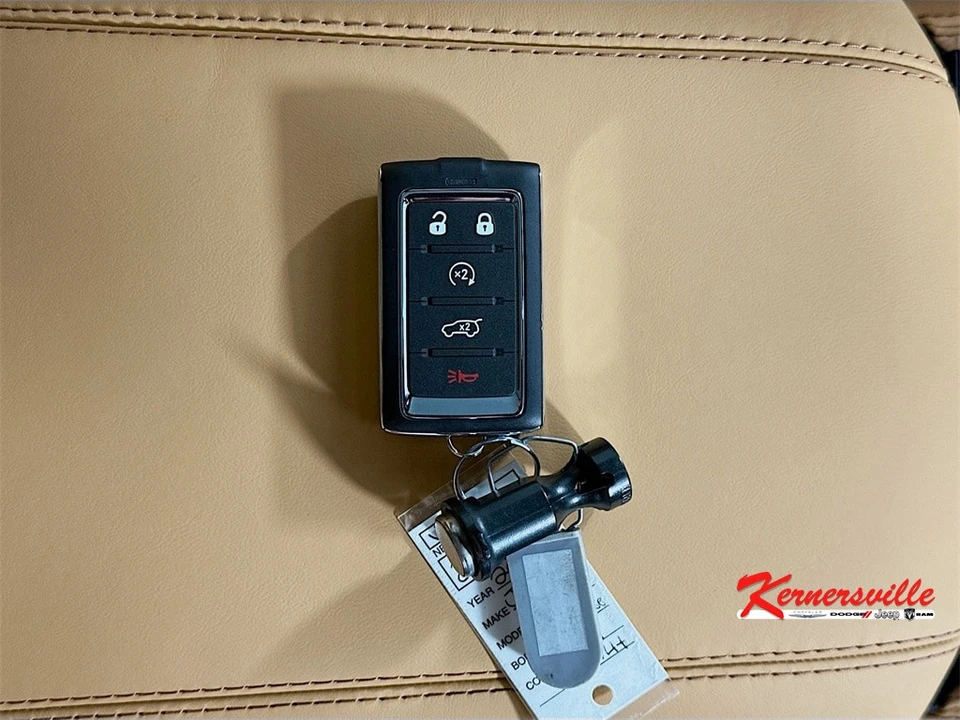 2025 Jeep KL Cherokee - Image 20 of 21