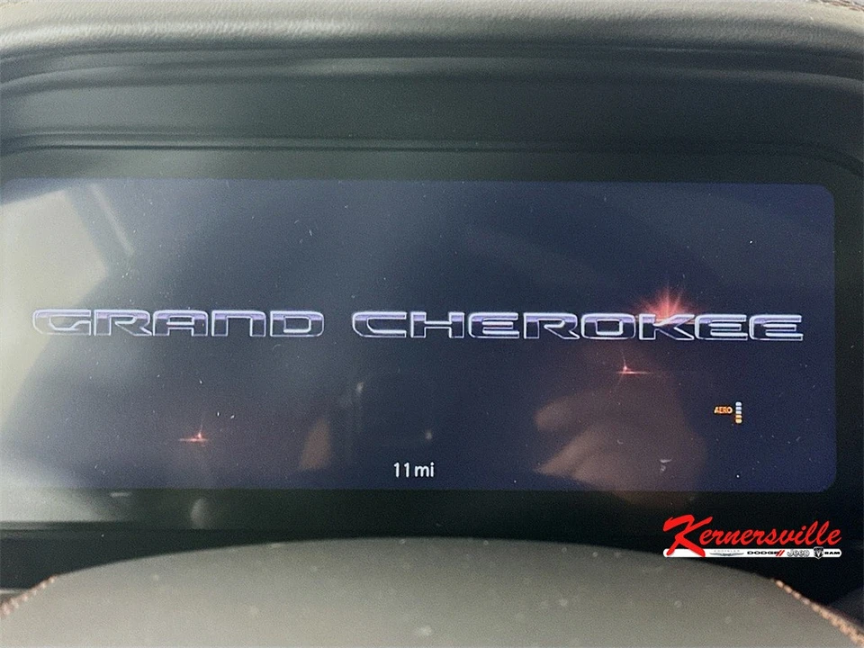 2025 Jeep KL Cherokee - Image 11 of 21