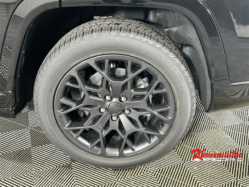2025 Jeep WL Grand Cherokee - Image 17 of 21