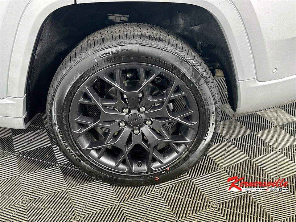2025 Jeep KL Cherokee - Image 17 of 21
