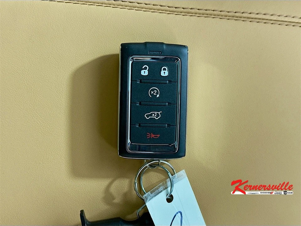 2025 Jeep KL Cherokee - Image 20 of 21