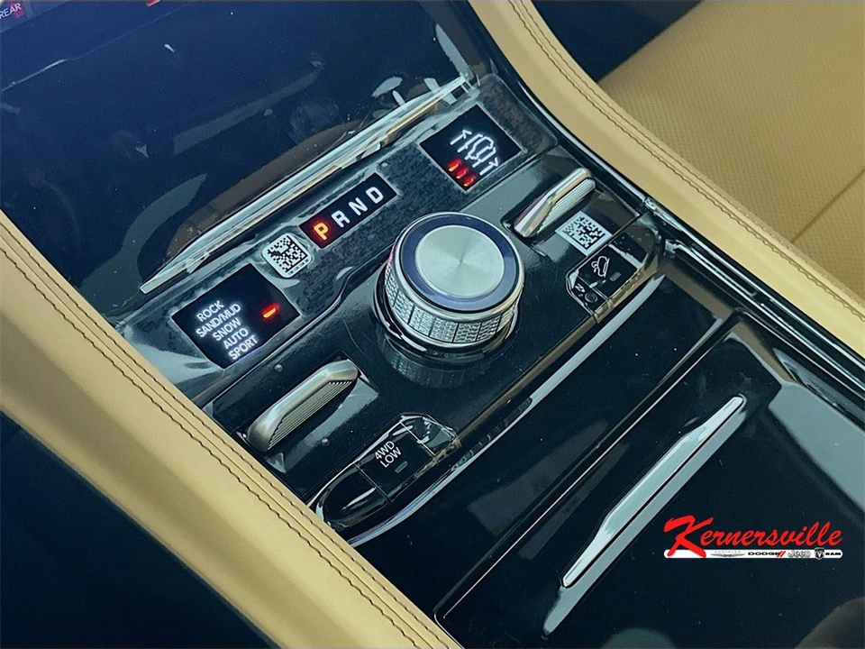 2025 Jeep WL Grand Cherokee - Image 12 of 21