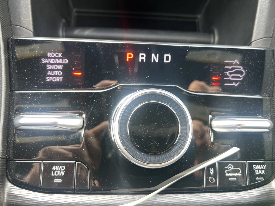 2025 Jeep WL Grand Cherokee - Image 26 of 31