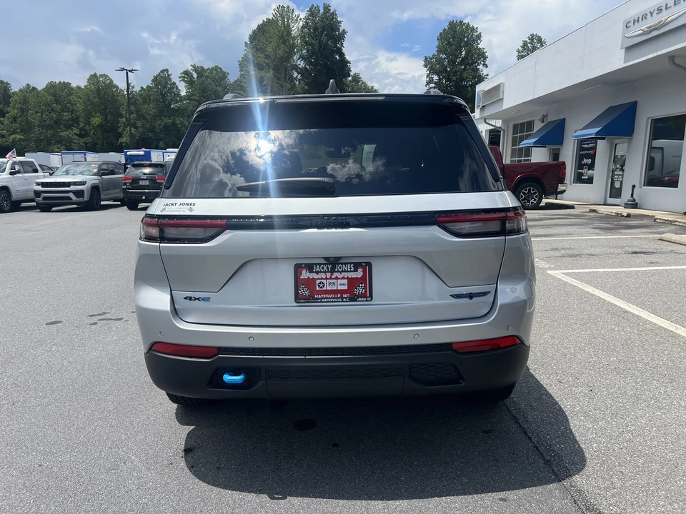 2025 Jeep WL Grand Cherokee - Image 2 of 31