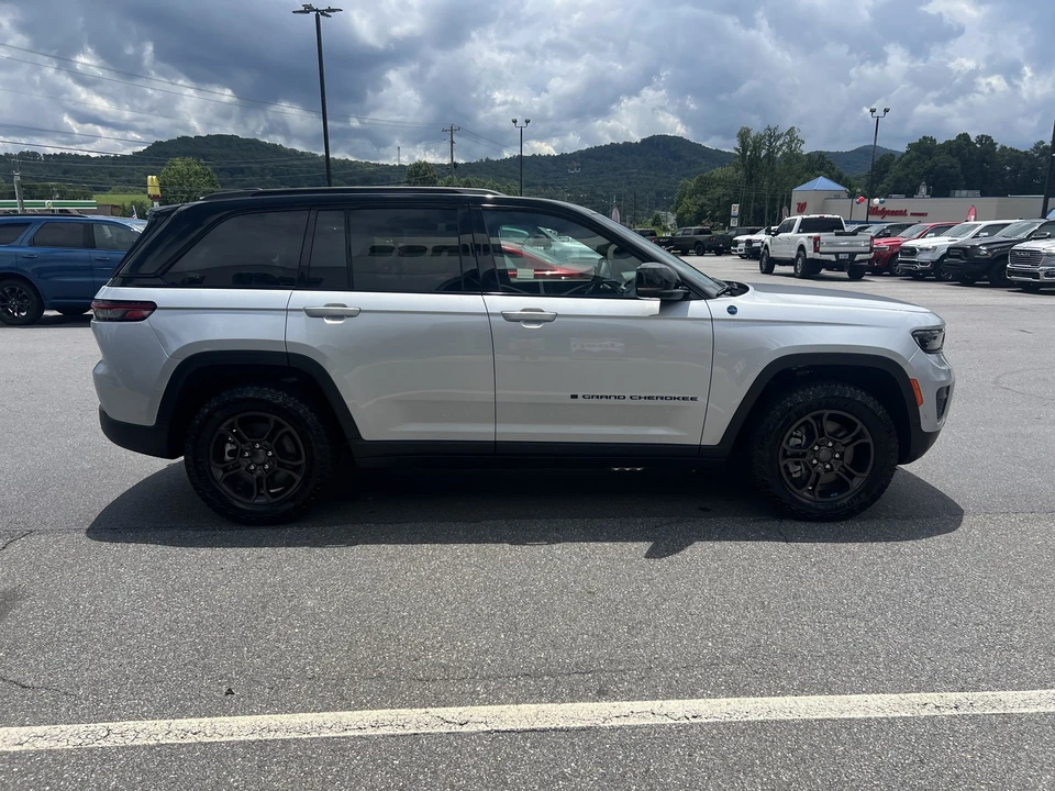 2025 Jeep WL Grand Cherokee - Image 4 of 31