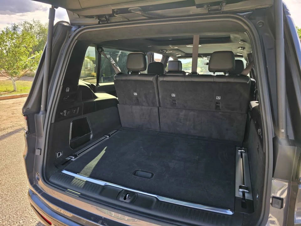 2025 Jeep WS Grand Wagoneer - Image 13 of 20