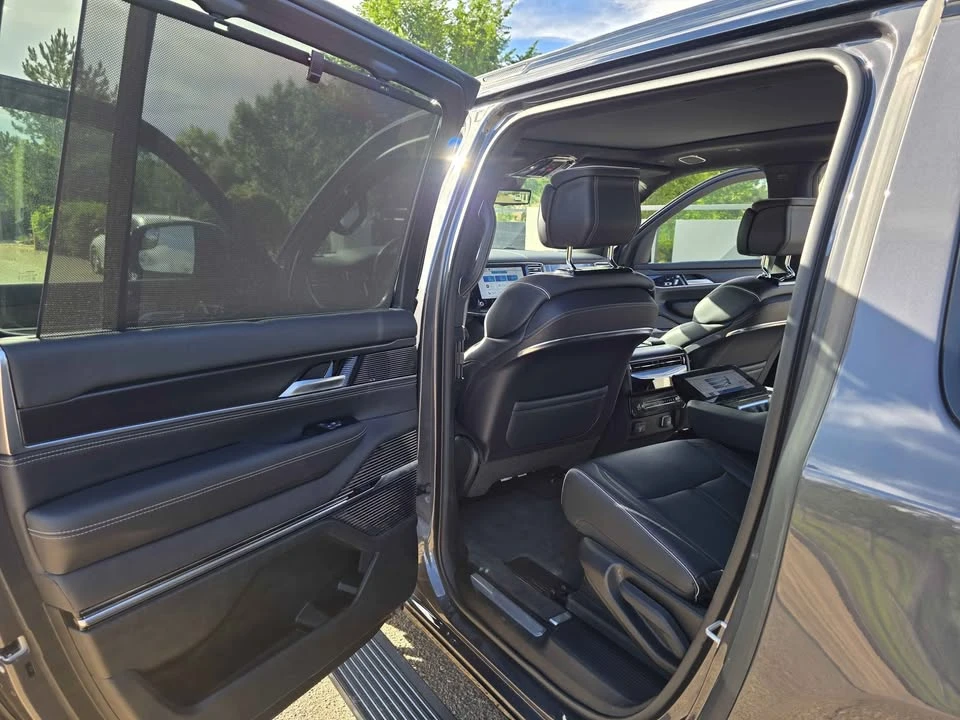 2025 Jeep WS Grand Wagoneer - Image 10 of 20
