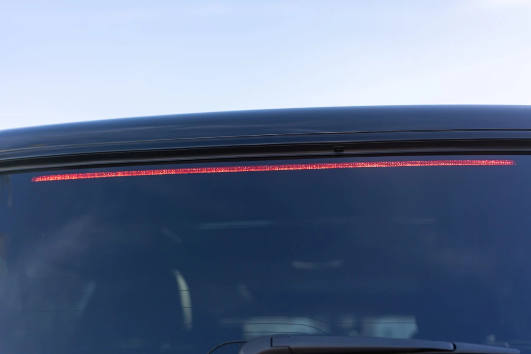 2025 Jeep WS Grand Wagoneer - Image 29 of 31