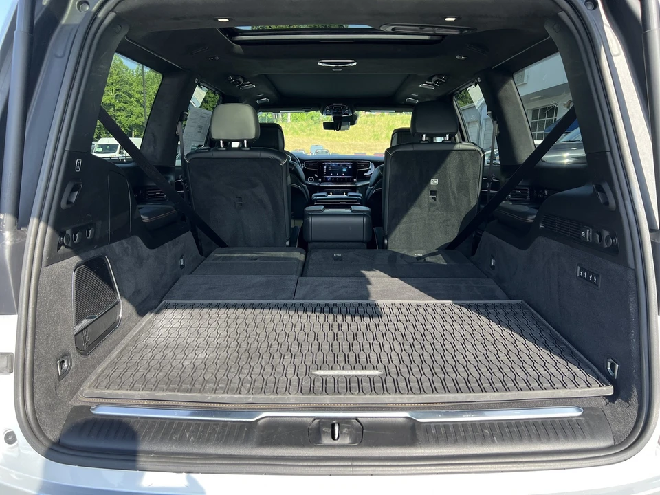 2025 Jeep - Image 9 of 31
