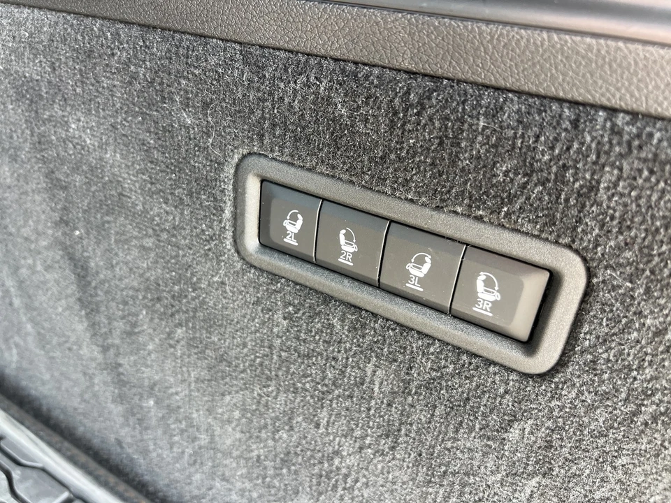 2025 Jeep - Image 10 of 31