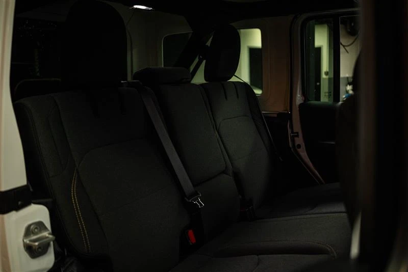 2025 Jeep JL Wrangler - Image 10 of 20