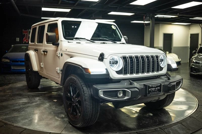 2025 Jeep JL Wrangler - Image 4 of 20