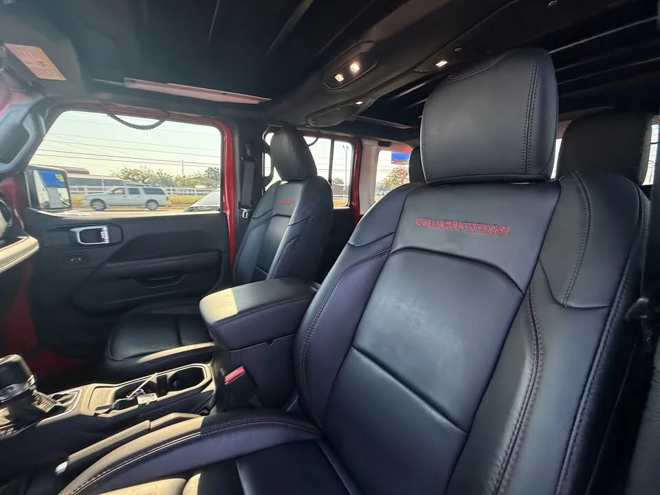2025 Jeep JL Wrangler - Image 11 of 20