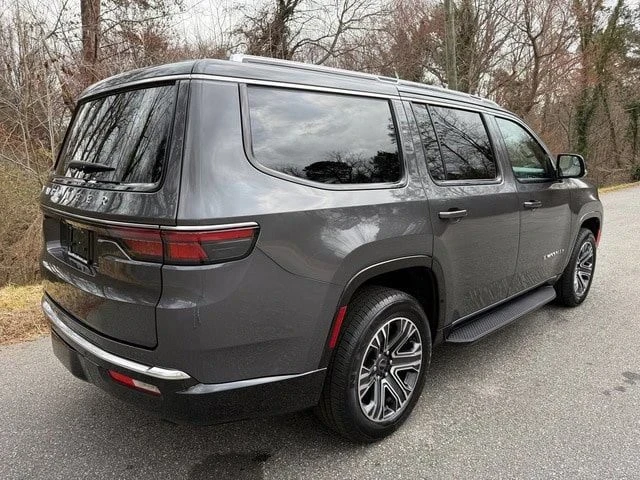 2025 Jeep WS Wagoneer - Image 7 of 21