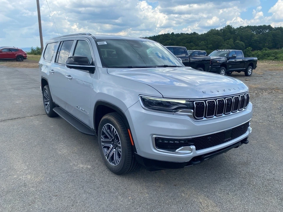 2025 Jeep WS Wagoneer - Image 3 of 12