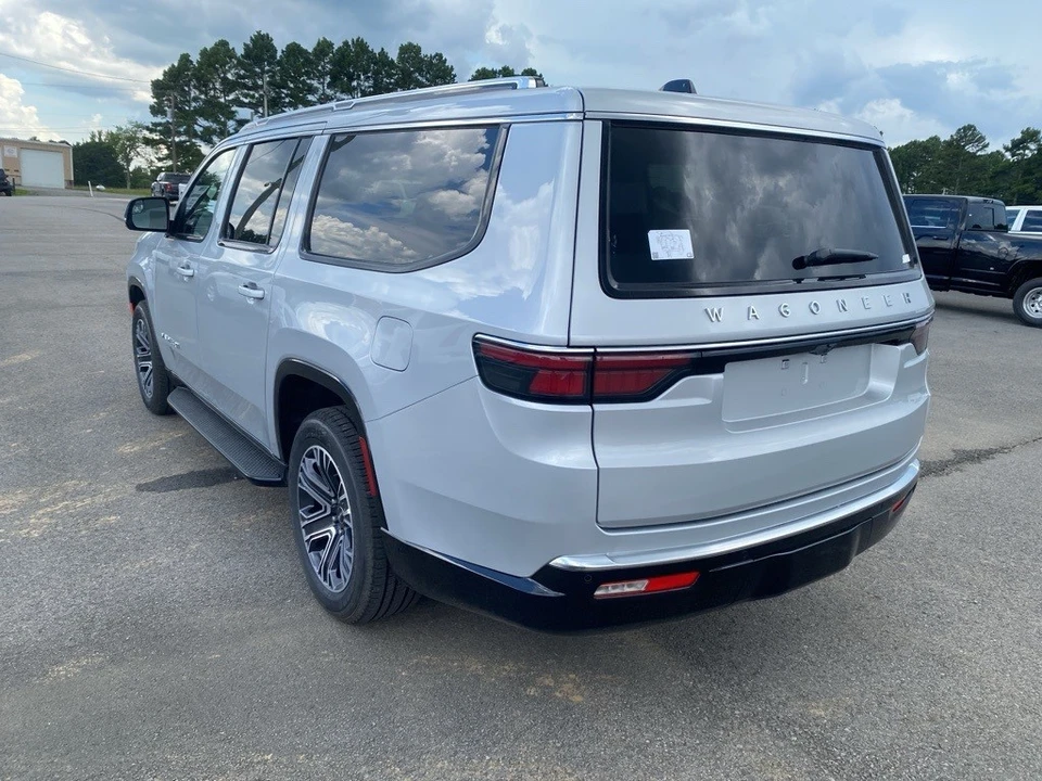 2025 Jeep WS Wagoneer - Image 7 of 12
