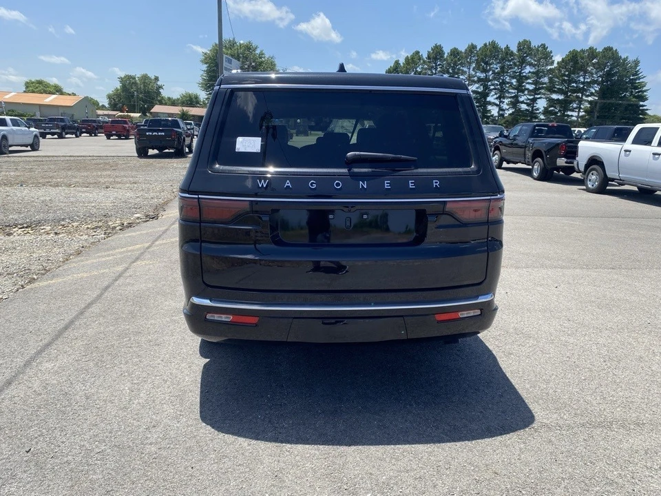 2025 Jeep WS Wagoneer - Image 8 of 12
