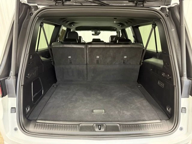 2025 Jeep WS Wagoneer - Image 26 of 31