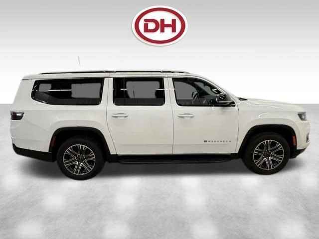 2025 Jeep WS Wagoneer - Image 2 of 31