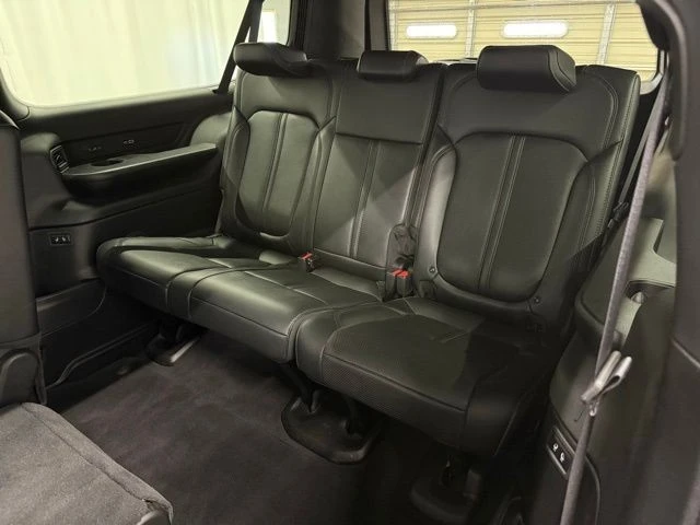 2025 Jeep WS Wagoneer - Image 23 of 31