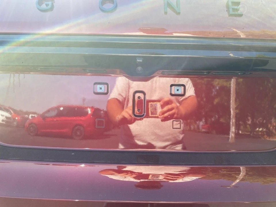 2025 Jeep WS Wagoneer - Image 10 of 12