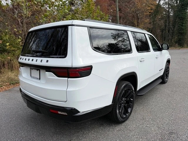 2025 Jeep WS Wagoneer - Image 7 of 21