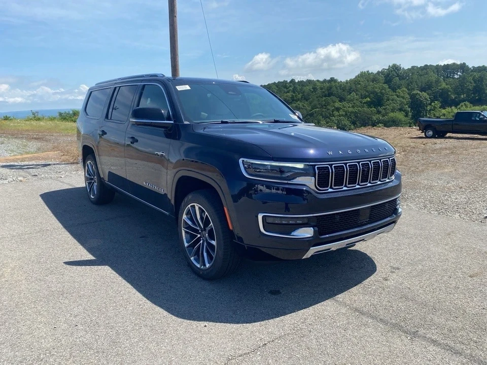 2025 Jeep WS Wagoneer - Image 3 of 12