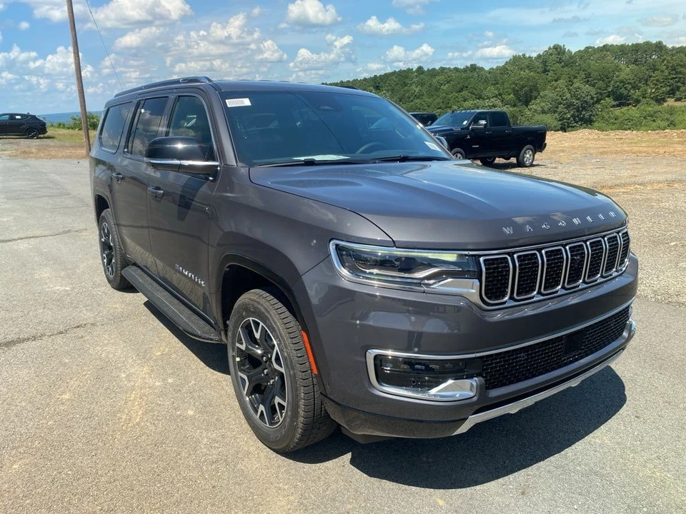 2025 Jeep WS Wagoneer - Image 3 of 12