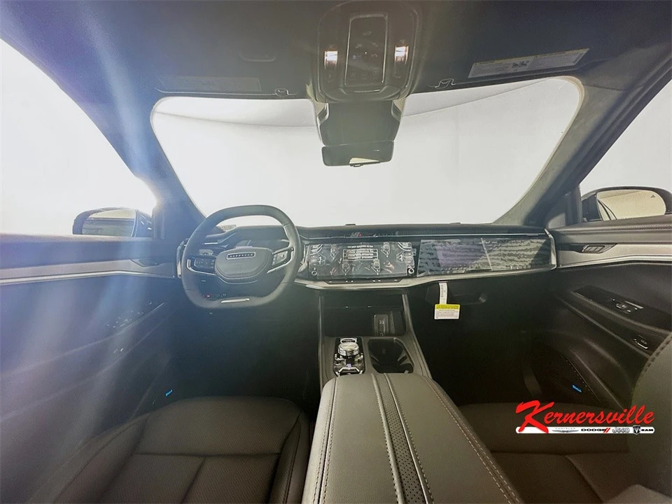 2025 Jeep WS Wagoneer - Image 9 of 21